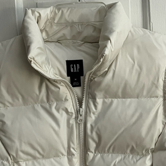 Gap White Puffer Down Quilted Vest Jacket Belt Size Medium Women’s Y2K 90’s Warm - Picture 2 of 12